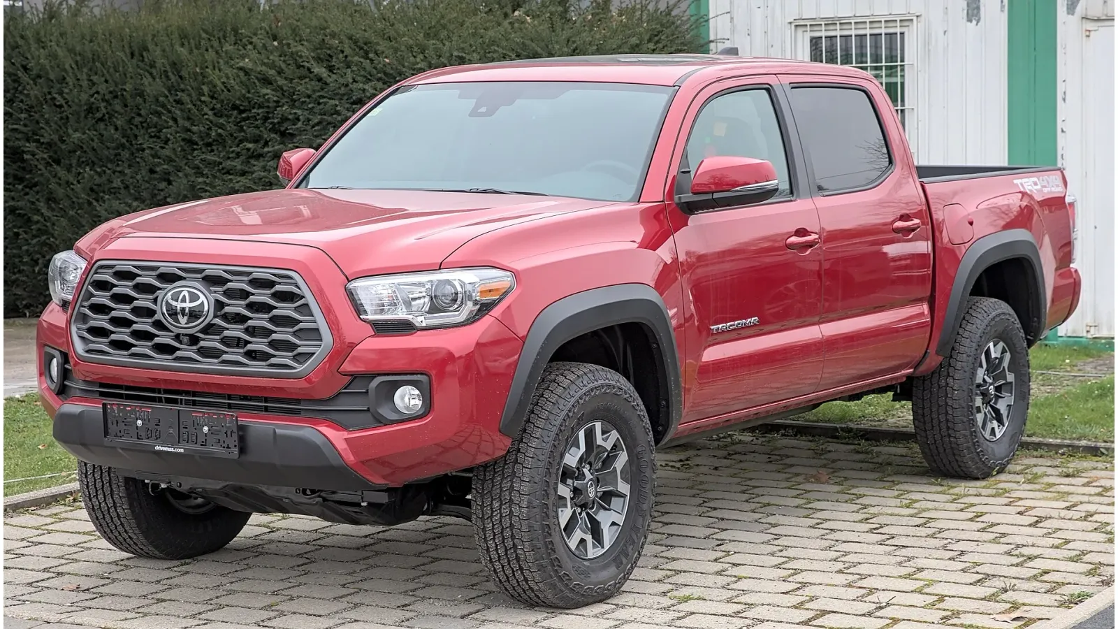 Honda Ridgeline front three-quarter view — SeaTac CONRAC rental model gallery