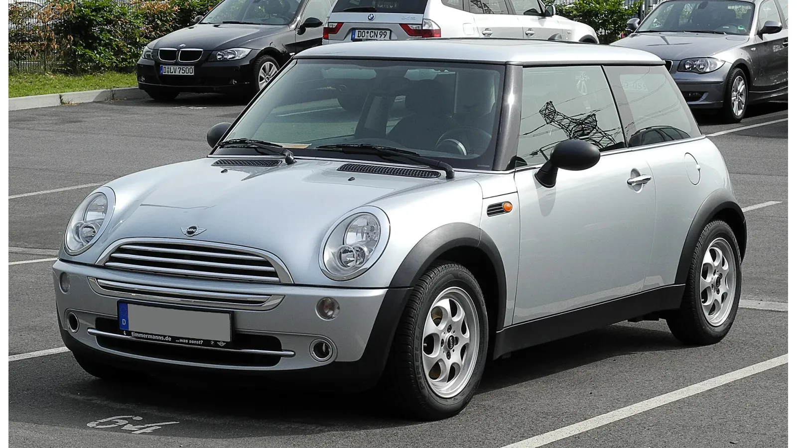 Mini Cooper front three-quarter view — SeaTac CONRAC rental model gallery